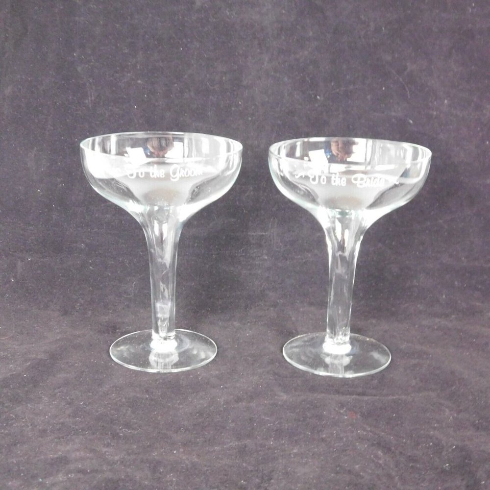 Toast to the Bride & Groom Clear Glasses Wedding Reception Wine Alcohol Party
